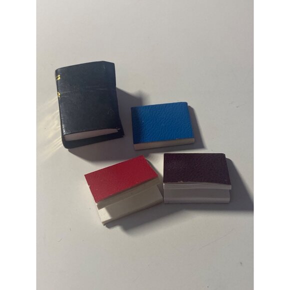 Doll House Miniatures Library reading Book USA Today Comics Magazine VTG - Picture 3 of 13